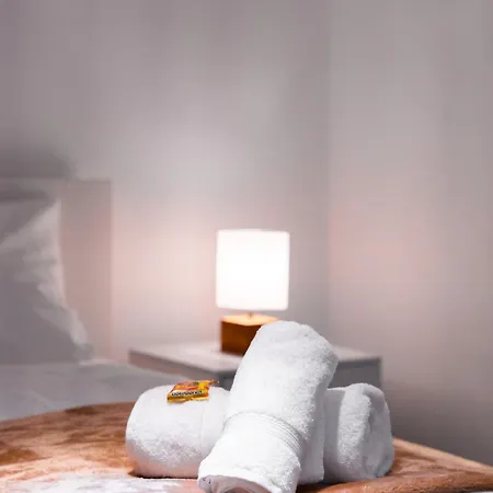 Apartment Moderne Stadtwohnung An Der Fussgaengerzone, Smart Tv, Kingsize-bett, Couch, Kueche