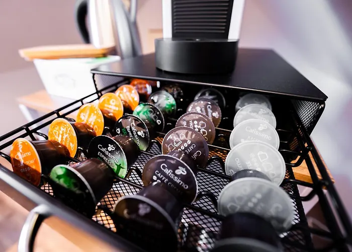 Moderne Stadtwohnung An Der Fussgaengerzone, Smart Tv, Kingsize-bett, Couch, Kueche