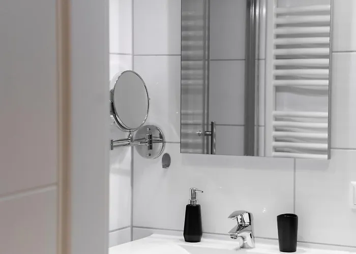 Moderne Stadtwohnung An Der Fussgaengerzone, Smart Tv, Kingsize-bett, Couch, Kueche Пассау