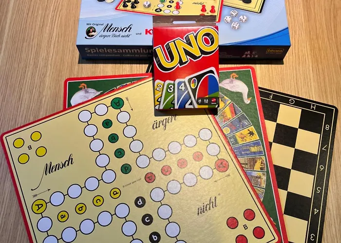 Moderne Stadtwohnung An Der Fussgaengerzone, Smart Tv, Kingsize-bett, Couch, Kueche